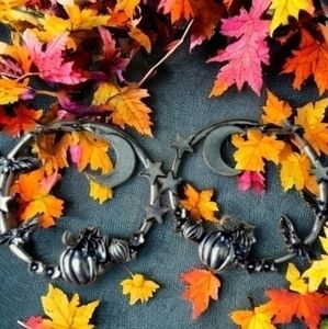 MODCLOTH FALL VIBES HOOP EARRINGS 1